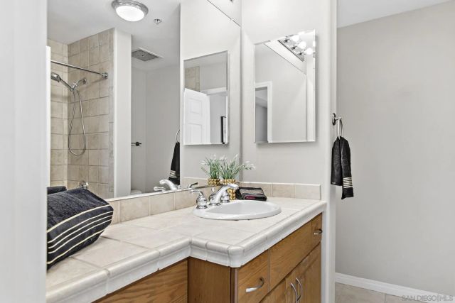 1601 India 509, San Diego, CA 92101