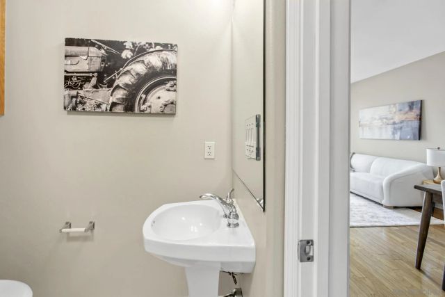 1601 India 509, San Diego, CA 92101