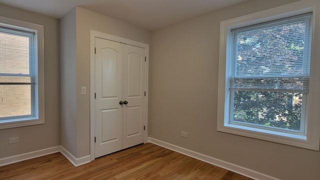 2840 W Arthur Street 2W, Chicago, IL 60645