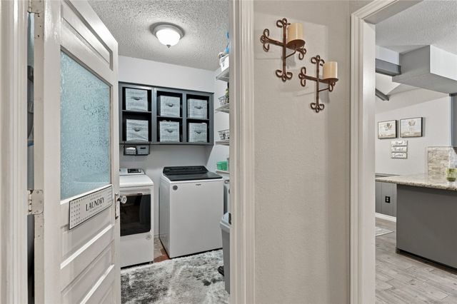 2906 River Crest Street, Grapevine, TX 76051
