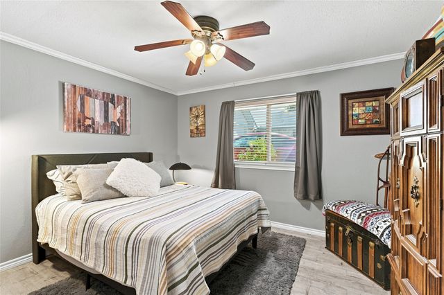2906 River Crest Street, Grapevine, TX 76051