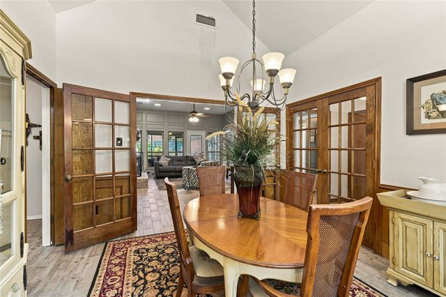 2906 River Crest Street, Grapevine, TX 76051