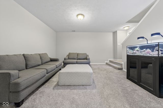 12586 Sandstone Run, Carmel, IN 46033