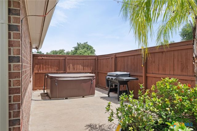 68 Richland Drive, Belton, TX 76513