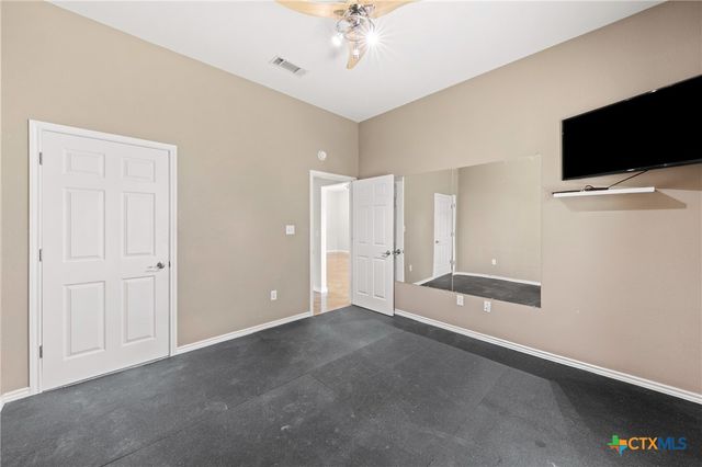 68 Richland Drive, Belton, TX 76513
