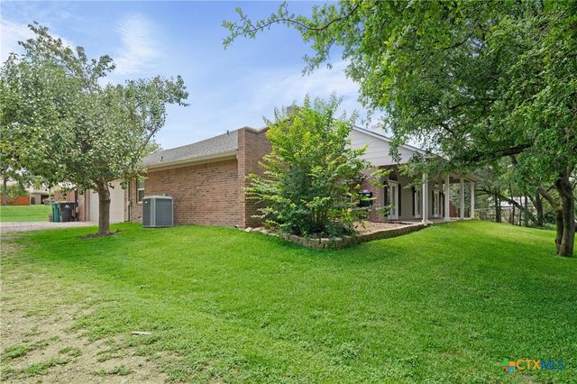 68 Richland Drive, Belton, TX 76513