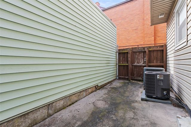 136 S 18th St, South Side, PA 15203