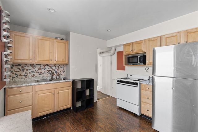 136 S 18th St, South Side, PA 15203