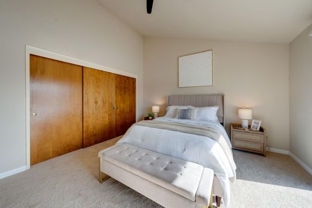 28 Keel Ct, Sacramento, CA 95831