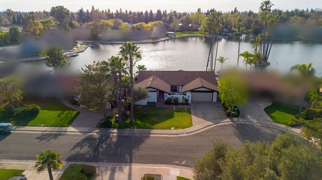 28 Keel Ct, Sacramento, CA 95831