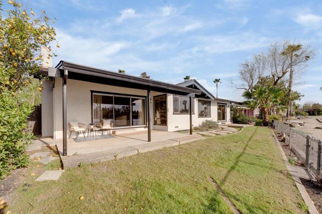 28 Keel Ct, Sacramento, CA 95831