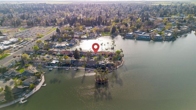 28 Keel Ct, Sacramento, CA 95831