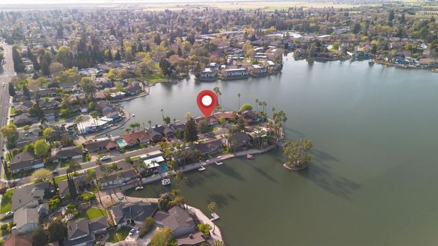 28 Keel Ct, Sacramento, CA 95831