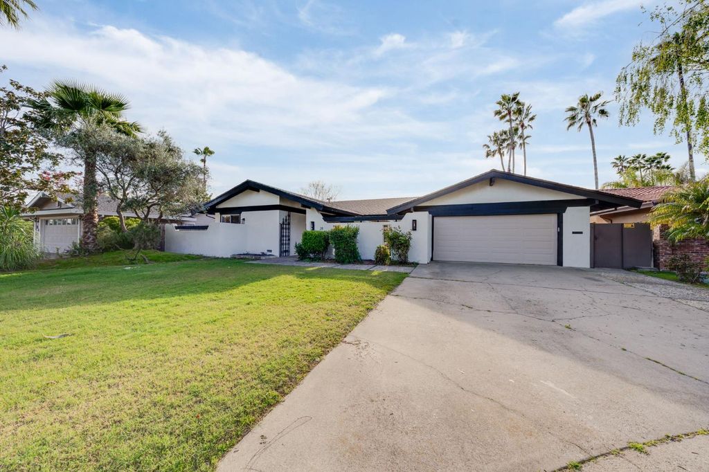 28 Keel Ct, Sacramento, CA 95831