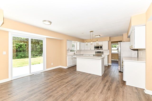 5344 Willowview ROAD, Racine, WI 53402