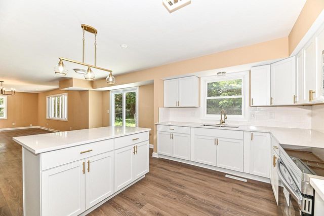 5344 Willowview ROAD, Racine, WI 53402