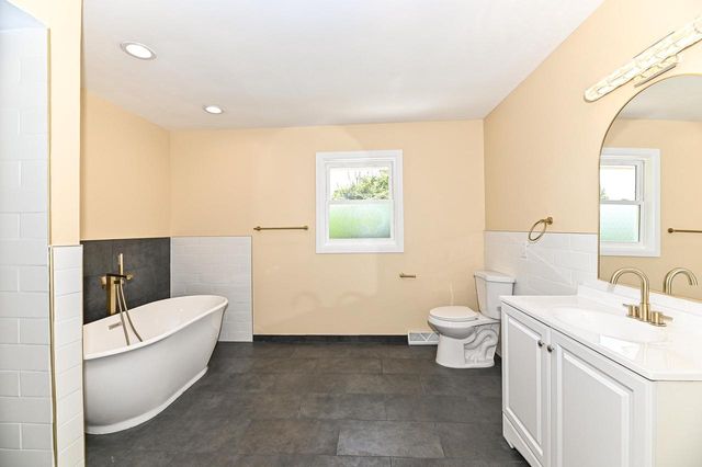 5344 Willowview ROAD, Racine, WI 53402