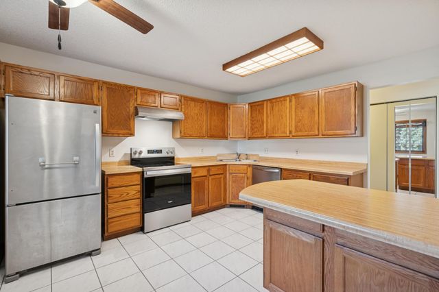 4041 Maureen Drive NE 103NE, Columbia Heights, MN 55421