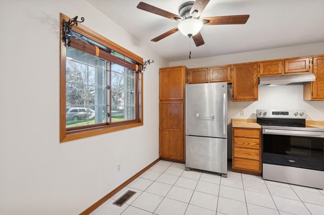 4041 Maureen Drive NE 103NE, Columbia Heights, MN 55421