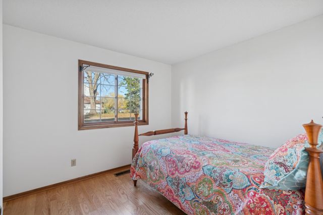 4041 Maureen Drive NE 103NE, Columbia Heights, MN 55421