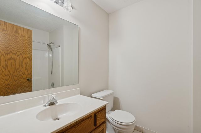 4041 Maureen Drive NE 103NE, Columbia Heights, MN 55421