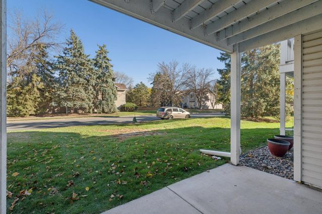 4041 Maureen Drive NE 103NE, Columbia Heights, MN 55421