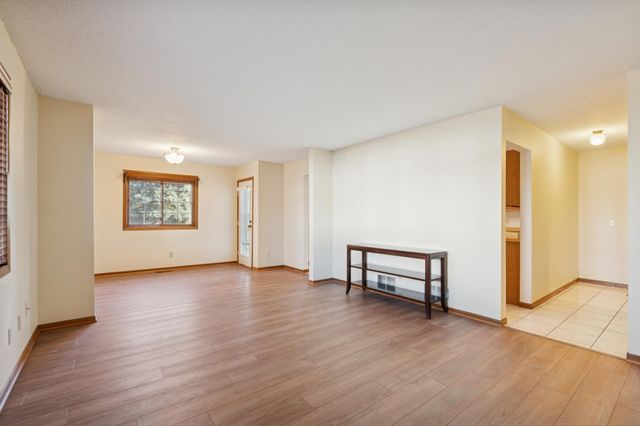 4041 Maureen Drive NE 103NE, Columbia Heights, MN 55421