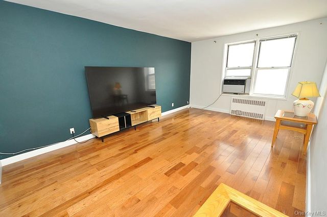 491 Riverdale Avenue 3C, Yonkers, NY 10705