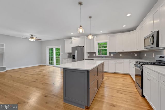 10 SUSAN TRL, Fairfield, PA 17320