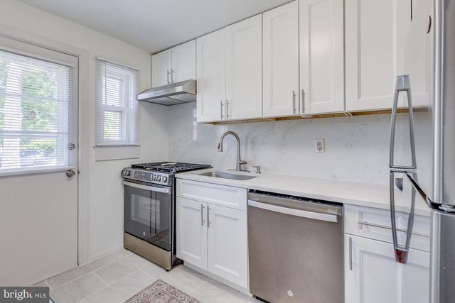 117-B CHERRY PARKE, Cherry Hill, NJ 08002
