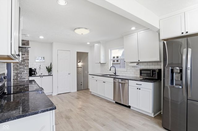 3915 N Capitol Avenue, Indianapolis, IN 46208