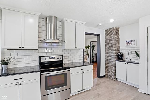 3915 N Capitol Avenue, Indianapolis, IN 46208