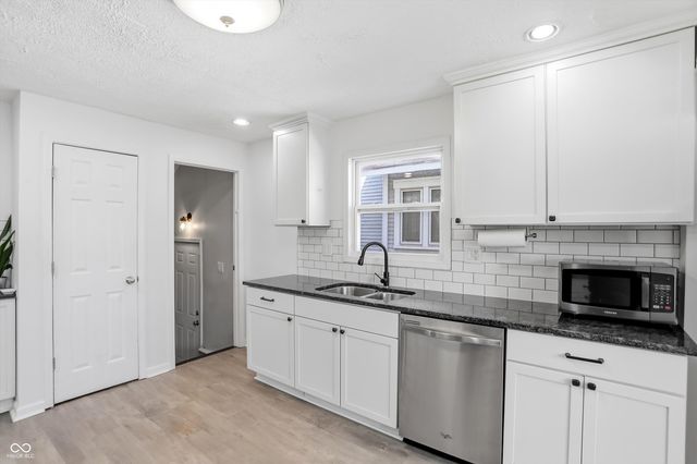 3915 N Capitol Avenue, Indianapolis, IN 46208