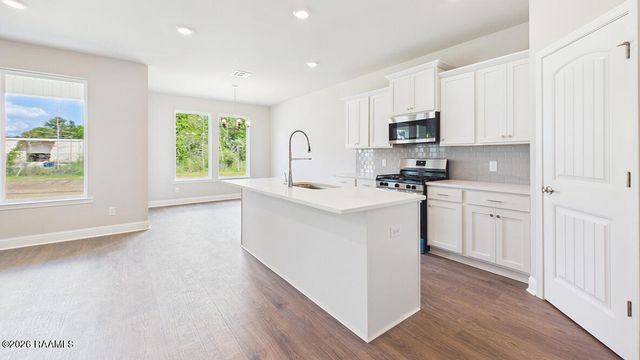 308 Bellewood Drive, Lafayette, LA 70507
