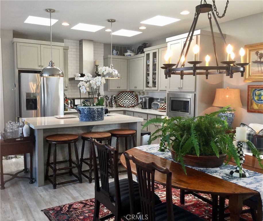 42 Saratoga 42, Newport Beach, CA 92660