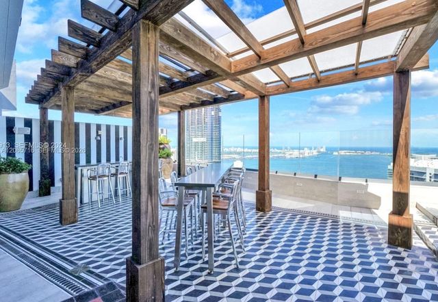 1300 S Miami Avenue 1008, Miami, FL 33130