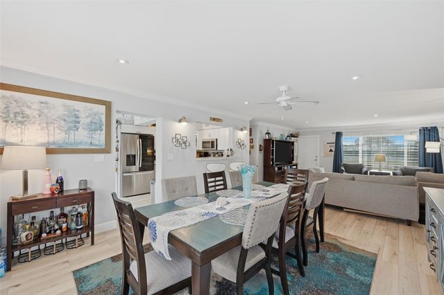 807 W Ocean Ave, Lantana, FL 33462