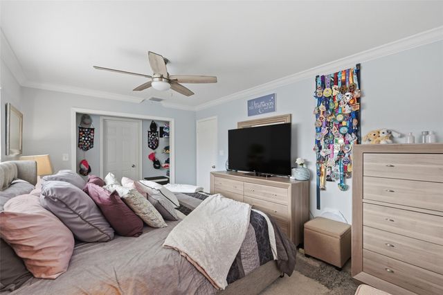 807 W Ocean Ave, Lantana, FL 33462