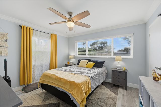 807 W Ocean Ave, Lantana, FL 33462