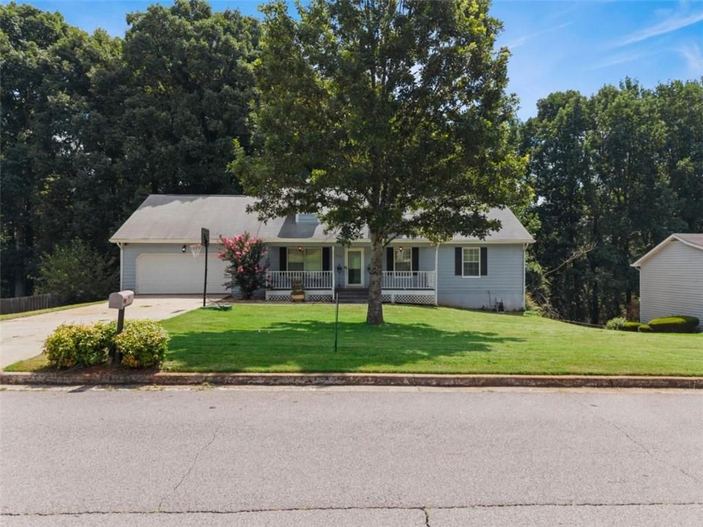 218 River Trace Court, Mcdonough, GA 30253