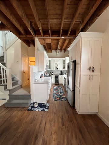 45 Ayrault Street C2, Newport, RI 02840