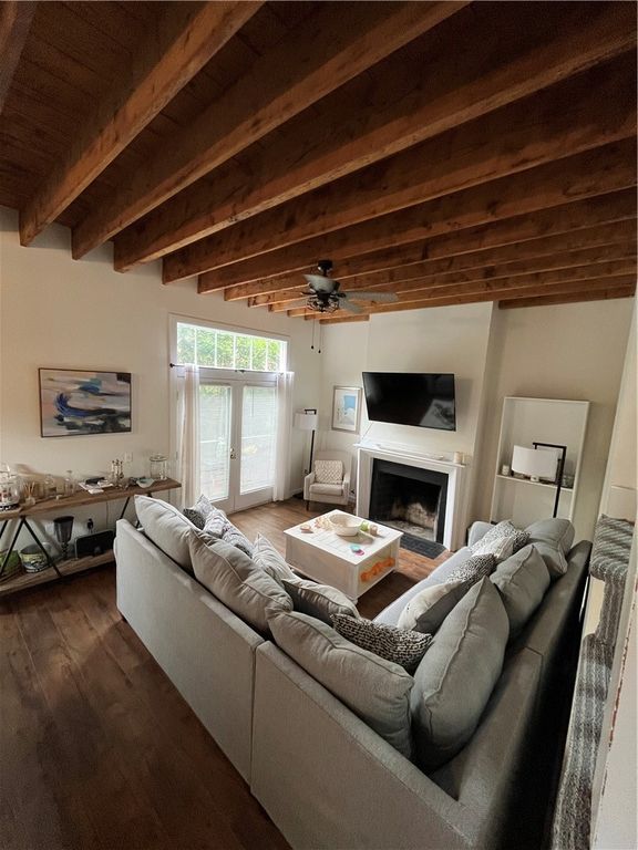 45 Ayrault Street C2, Newport, RI 02840