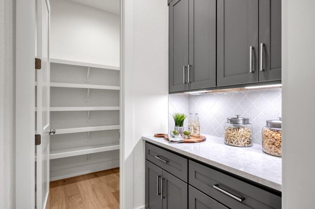 8915 Cedar Meadow Lane, Plantersville, TX 77363