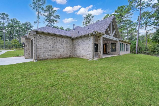 8915 Cedar Meadow Lane, Plantersville, TX 77363