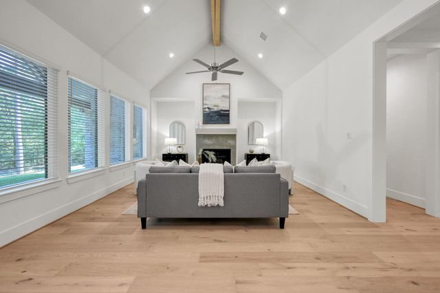 8915 Cedar Meadow Lane, Plantersville, TX 77363