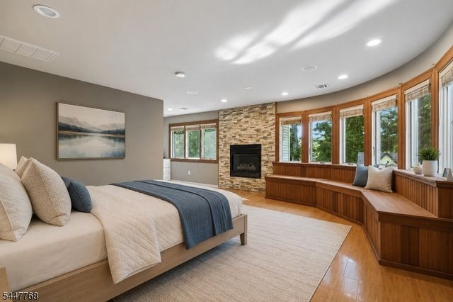 328 Hillside Ave, Livingston Twp., NJ 07039