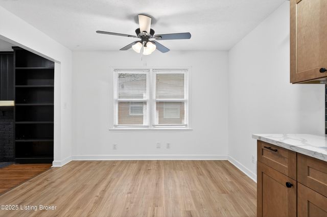 7919 Daffodil Dr, Louisville, KY 40258