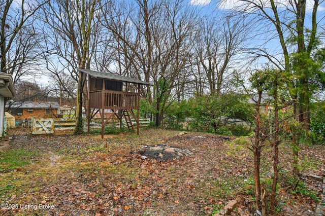 7919 Daffodil Dr, Louisville, KY 40258