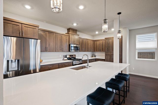 1482 Stasny Av, Albany, OR 97322