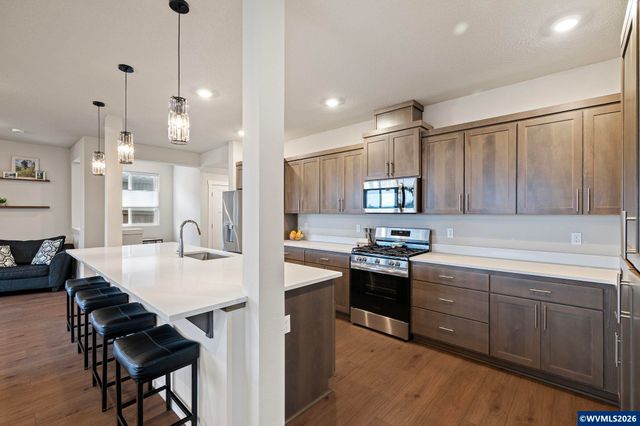 1482 Stasny Av, Albany, OR 97322
